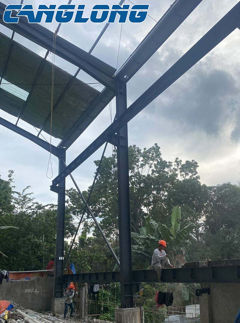 steel structure warehouse construction