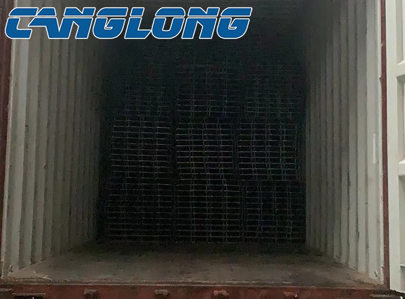 C-shaped steel shipped