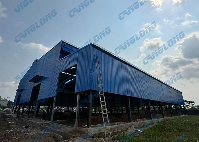 Gabon 44x42m steel warehouse building