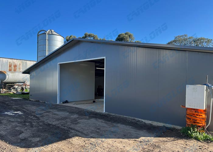 Australia 13x45m laying chicken farm